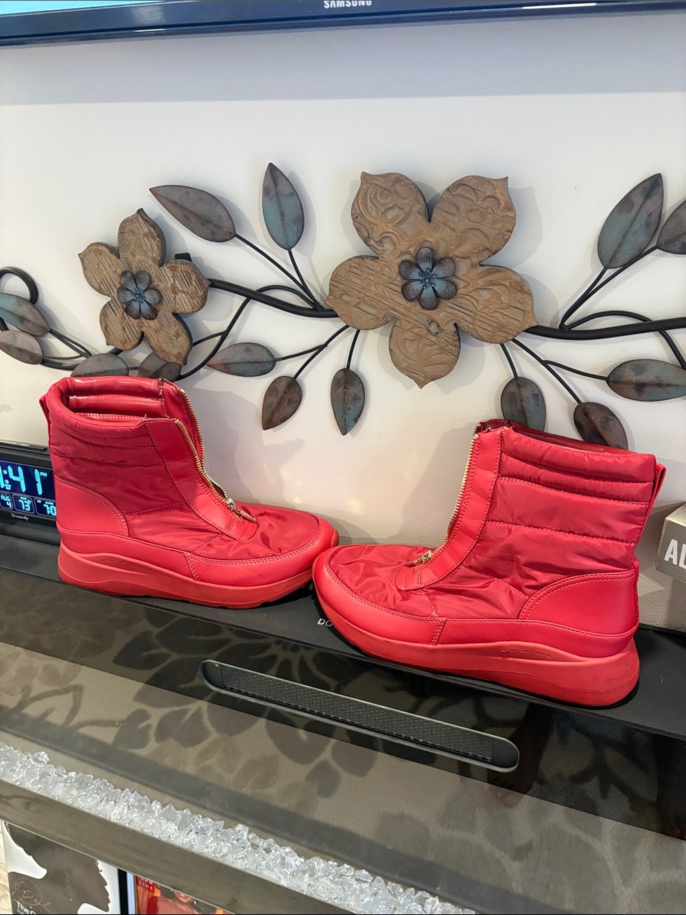 Dkny Women's Bright Red Quilted Zip-Front Winter Boots